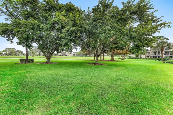 $299,900 | 9179 Southeast Riverfront Terrace, Unit F, Jupiter, FL 33469