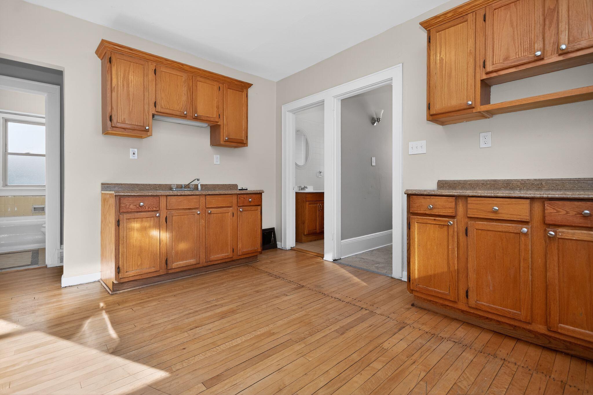 2822 North 56th Street Milwaukee, WI 53210 - Photo 14 of 35 16_2822_N_56th_St_Milwaukee_WI_53210-Kit