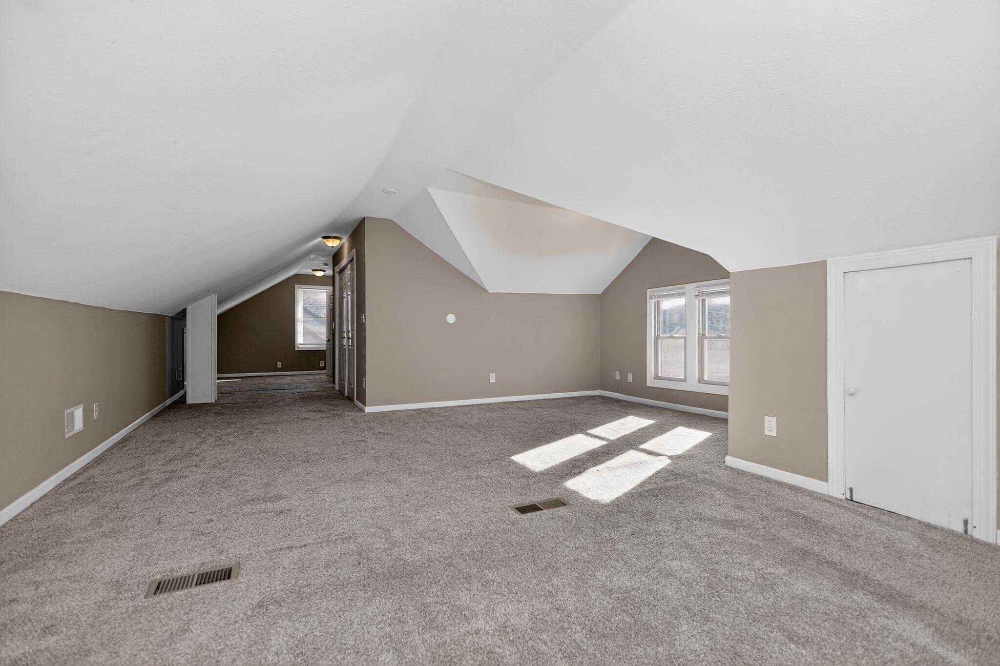 2822 North 56th Street Milwaukee, WI 53210 - Photo 23 of 35 26_2822_N_56th_St_Milwaukee_WI_53210-Oth