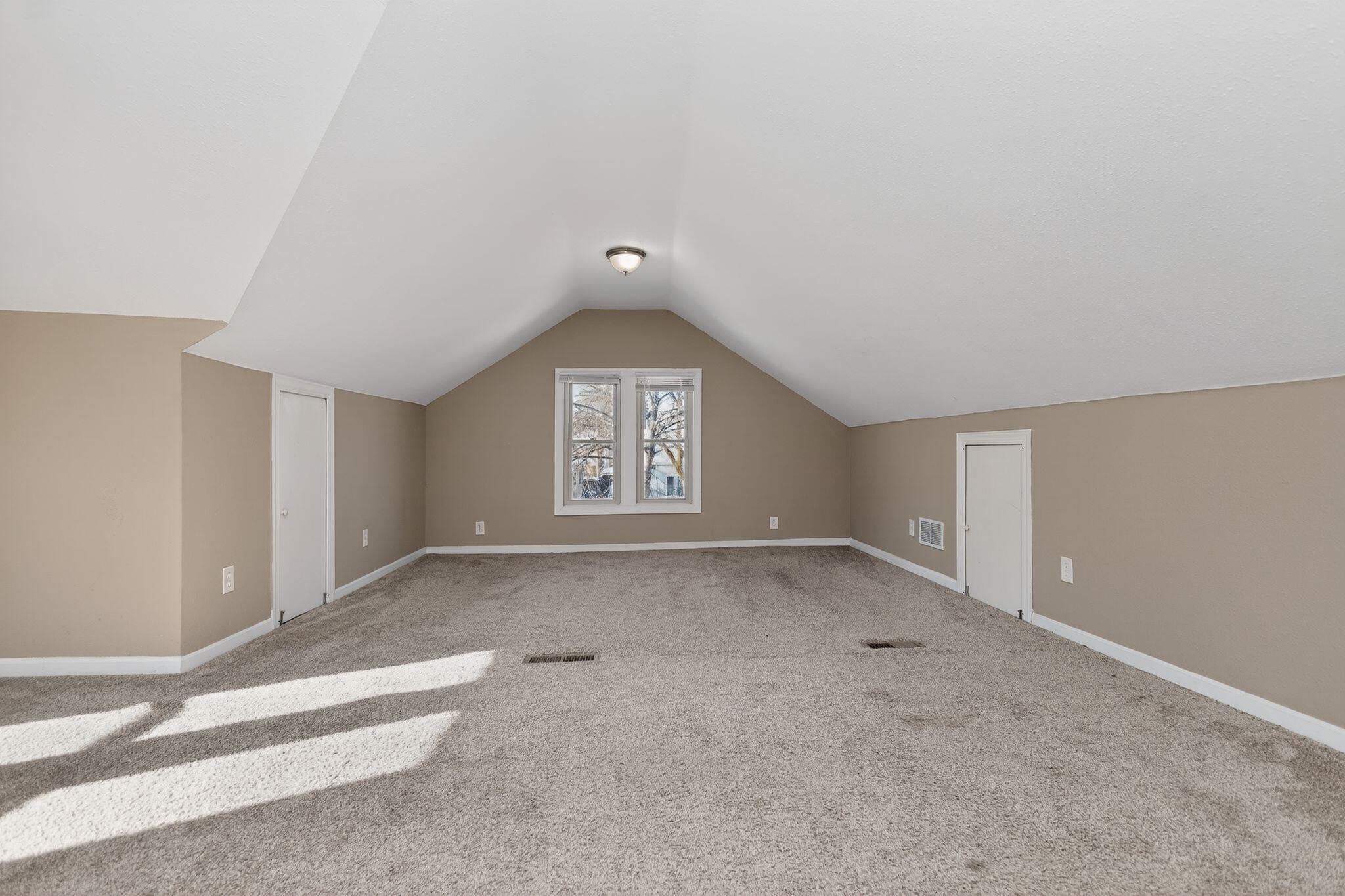 2822 North 56th Street Milwaukee, WI 53210 - Photo 26 of 35 30_2822_N_56th_St_Milwaukee_WI_53210-Oth