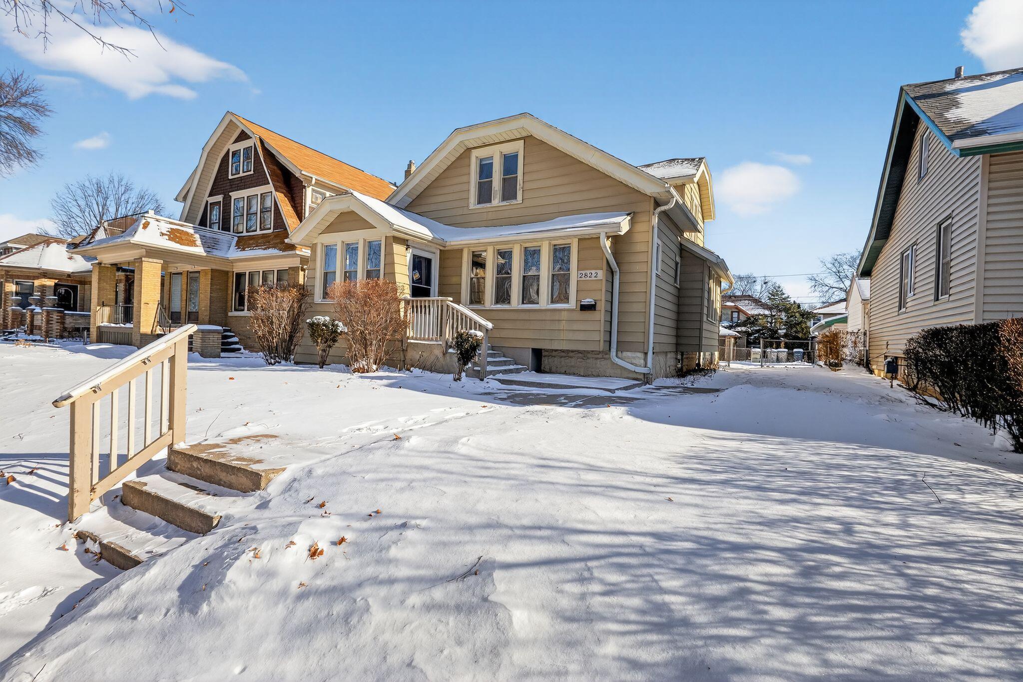 2822 North 56th Street Milwaukee, WI 53210 - Photo 2 of 35 03_2822_N_56th_St_Milwaukee_WI_53210-Ext