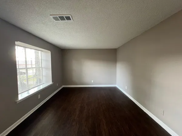 $148,000 | 5995 Lofty Oak Road, Unit 5995, Memphis, TN 38115