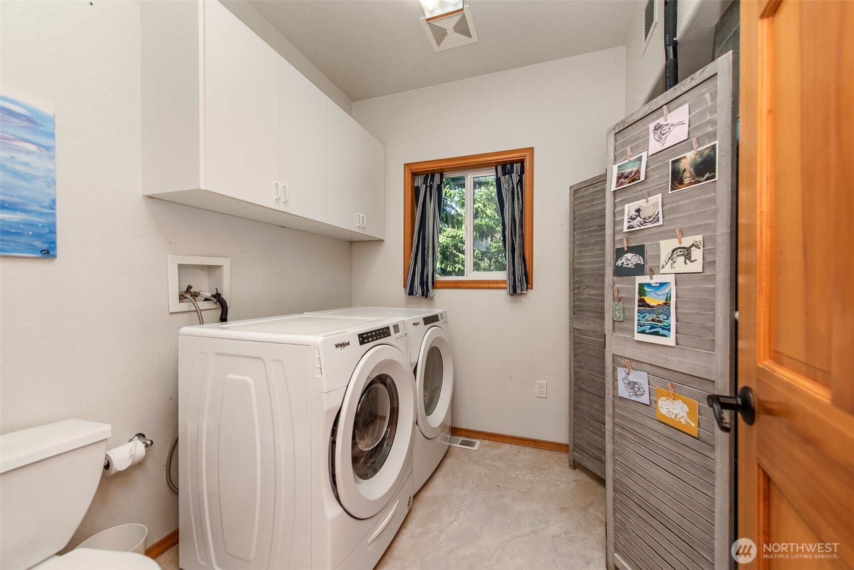 31 Josephine Place Sequim, WA 98382 - Photo 40 of 40 a utility room with dryer and washer