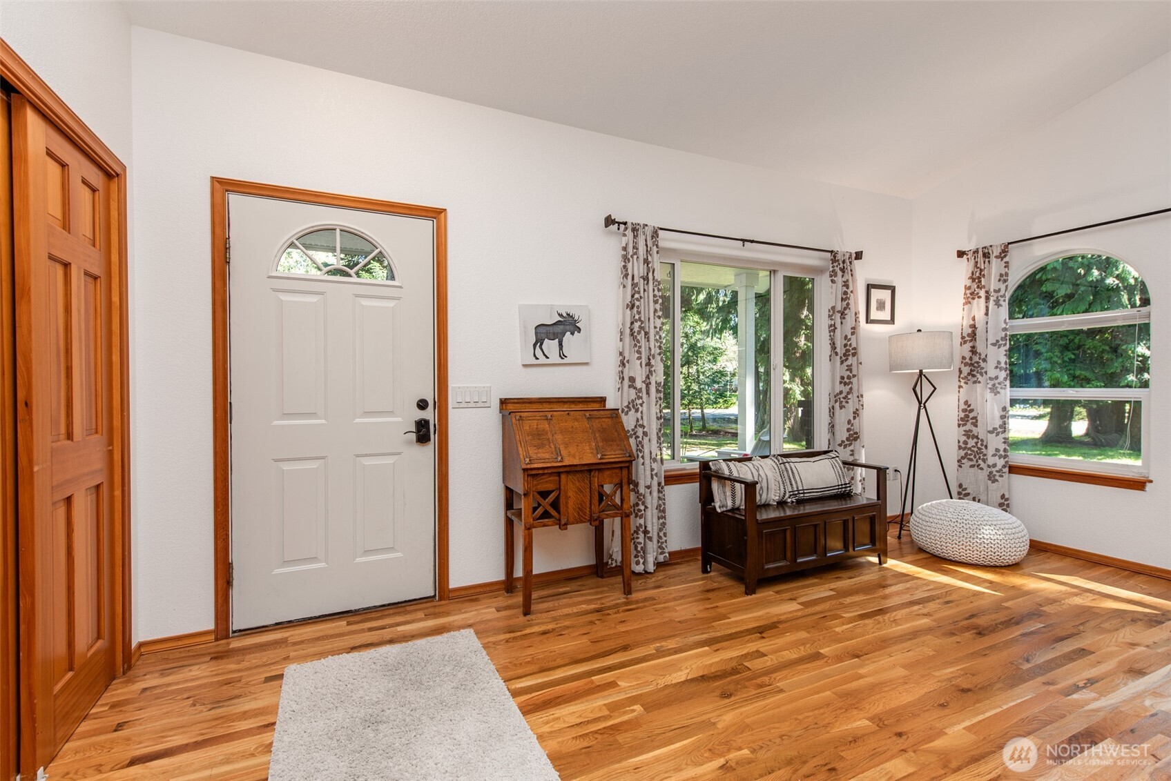 31 Josephine Place Sequim, WA 98382 - Photo 5 of 40 a bedroom with furniture and a window