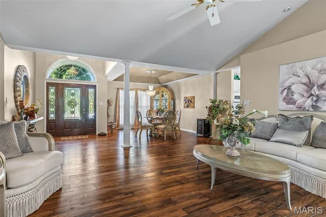 $550,000 | 501 Hawthorne Drive, Farmington, MO 63640