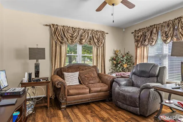 $550,000 | 501 Hawthorne Drive, Farmington, MO 63640