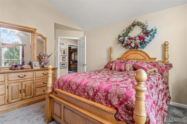 $550,000 | 501 Hawthorne Drive, Farmington, MO 63640