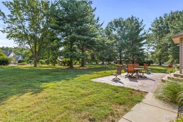 $550,000 | 501 Hawthorne Drive, Farmington, MO 63640