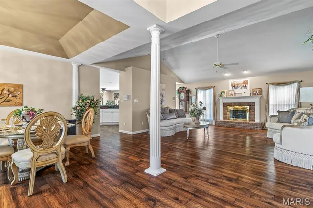 $550,000 | 501 Hawthorne Drive, Farmington, MO 63640