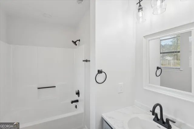 $215,000 | 186 Community Circle, Jesup, GA 31545