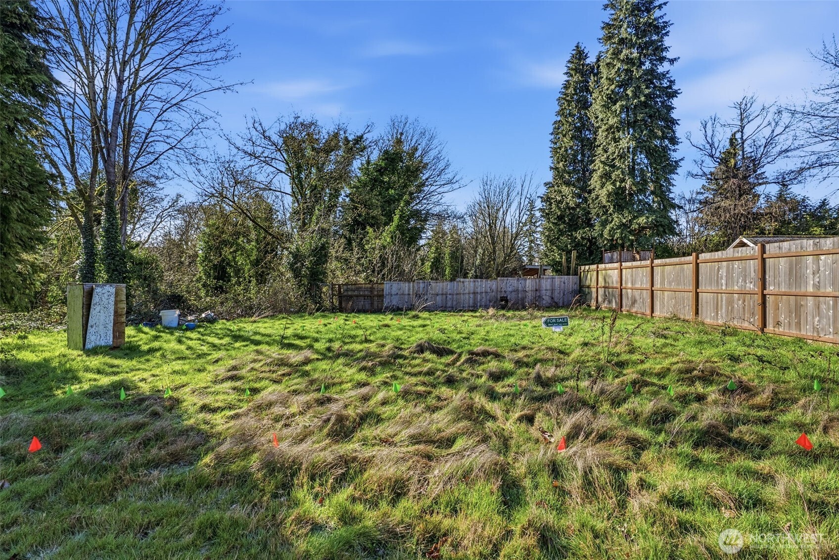 324 East 40th Street Tacoma, WA 98404 - Photo 14 of 17 a view of yard with green space