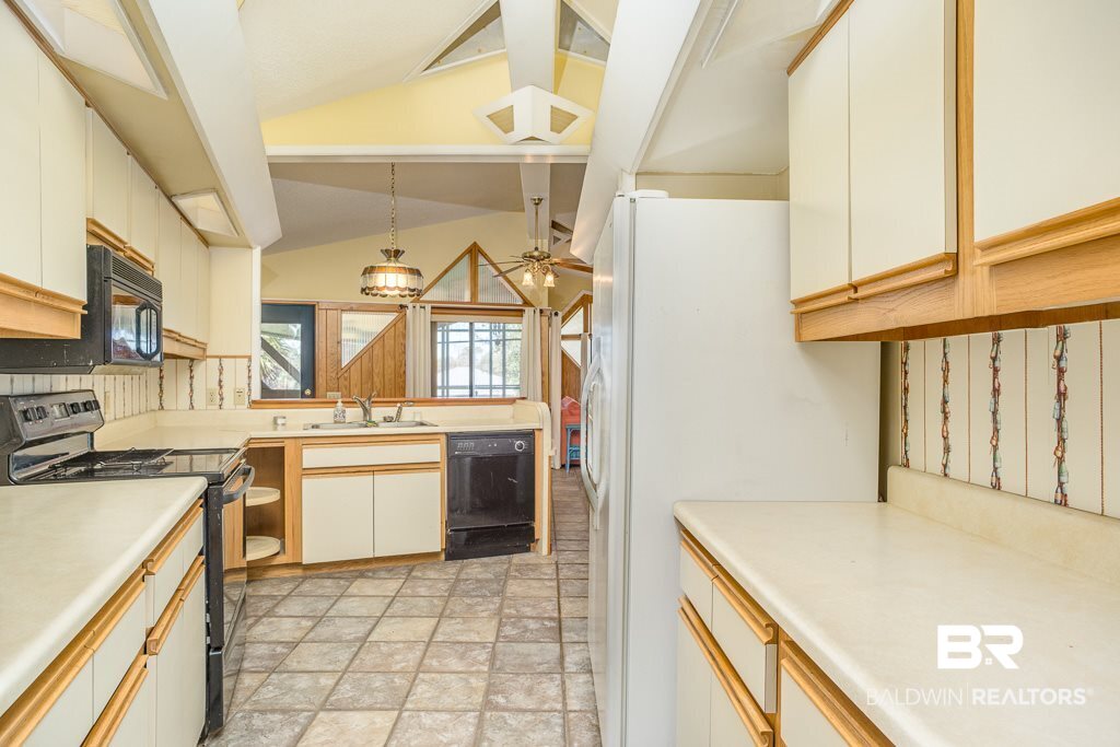 14383 Riverside Drive Magnolia Springs, AL 36555 - Photo 11 of 35 Kitchen