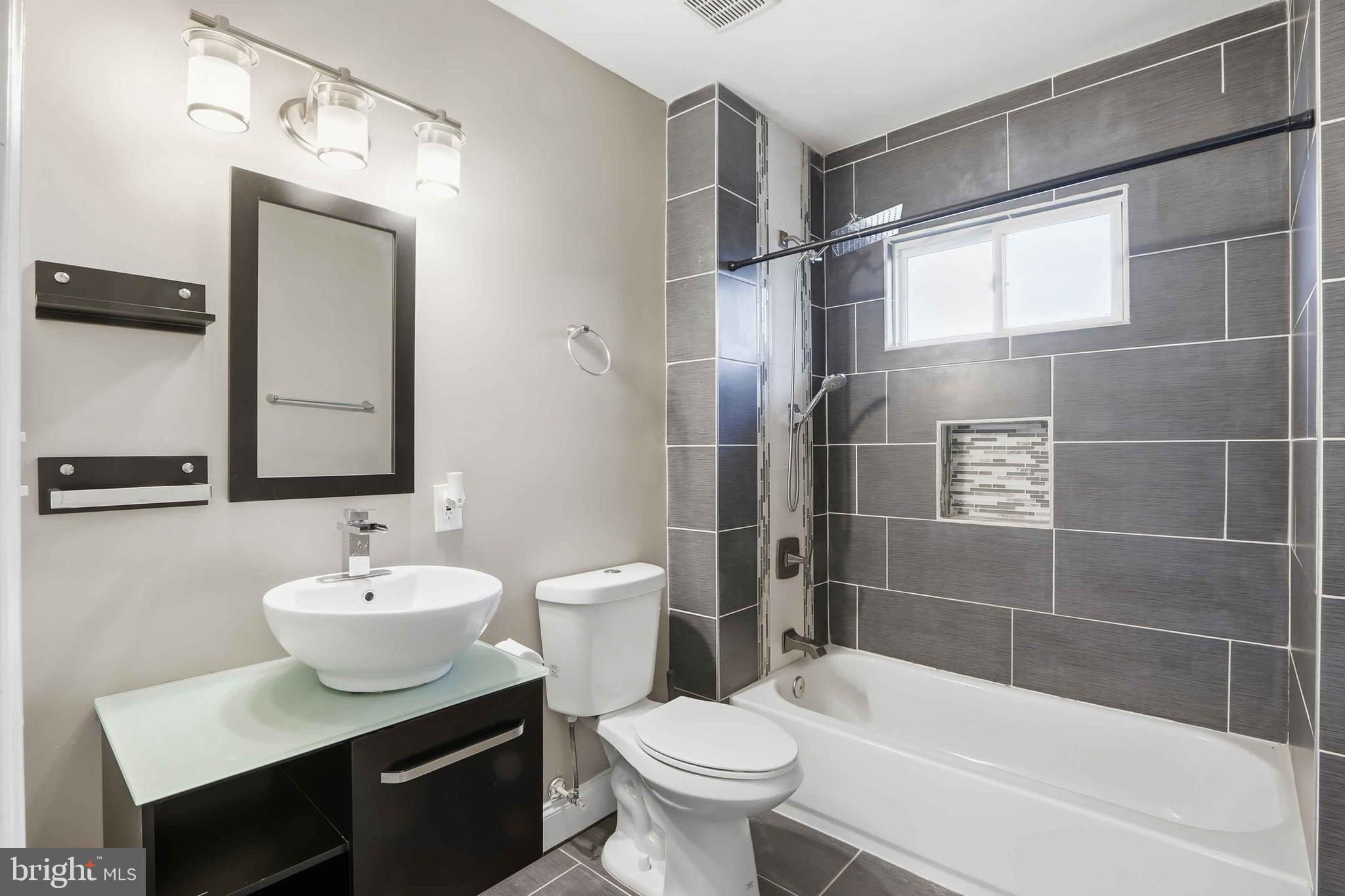 3211 Dorchester Road Baltimore, MD 21215 - Photo 19 of 28