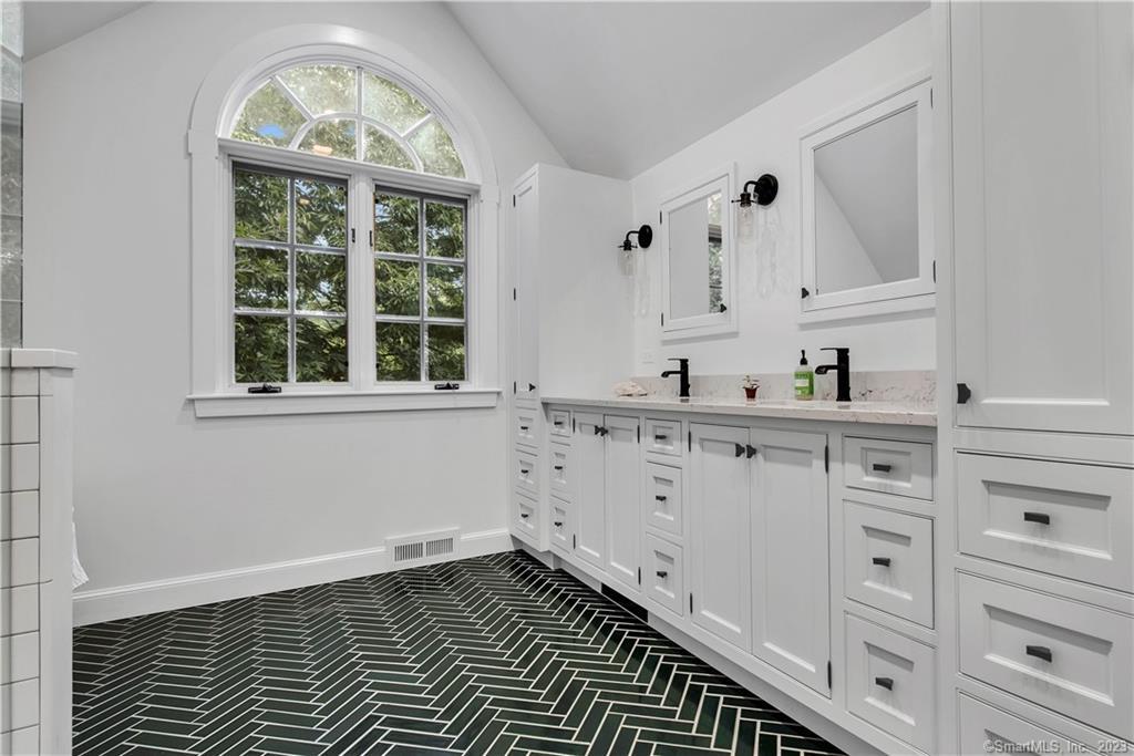 39 Cemetery Hill Road Cornwall, CT 06796 - Photo 18 of 40