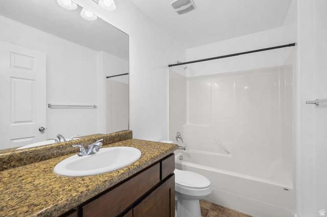 8264 South Resaca Drive, Unit K3 Sandy, UT 84070 - Photo 14 of 30 Bathroom