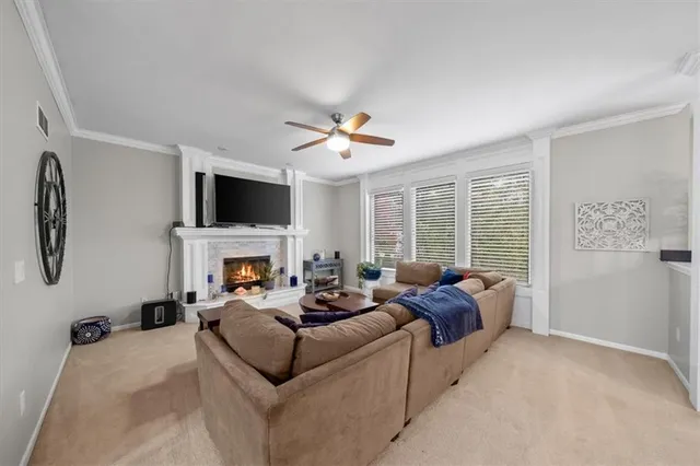 $520,000 | 10103 Sunset Drive, Lenexa, KS 66220