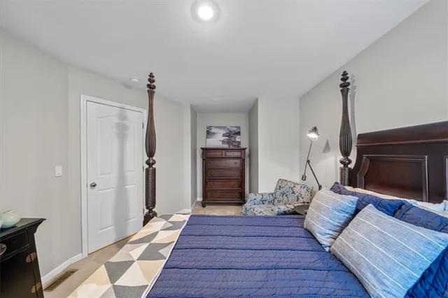 $520,000 | 10103 Sunset Drive, Lenexa, KS 66220