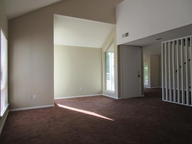 4202 Crain Road Memphis, TN 38128 - Photo 16 of 16 an empty room with windows