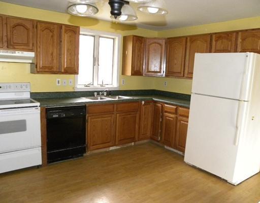 6 B Collyer Brook Road Gray, ME 04039 - Photo 3 of 8 Kitchen.