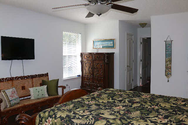 32515 Arbor Ridge Circle Lillian, AL 36549 - Photo 23 of 40 Master bedroom