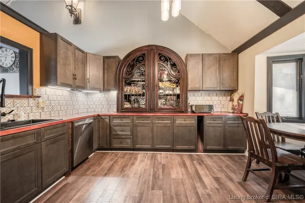 $415,000 | 1104 Seatick Road, Otisco, IN 47163