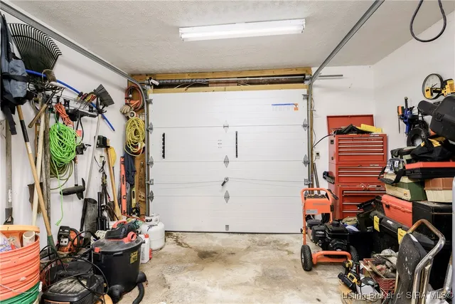 $425,000 | 1104 Seatick Road, Otisco, IN 47163