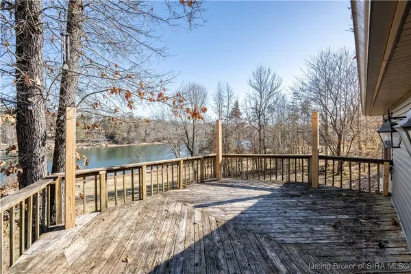 $415,000 | 1104 Seatick Road, Otisco, IN 47163