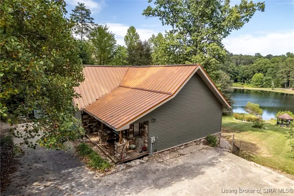 $415,000 | 1104 Seatick Road, Otisco, IN 47163