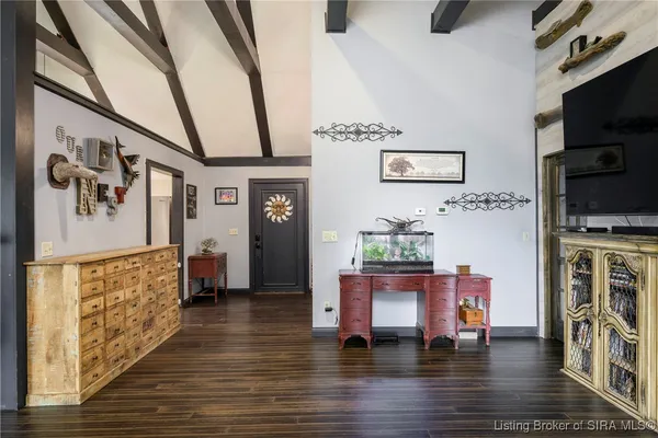 $415,000 | 1104 Seatick Road, Otisco, IN 47163