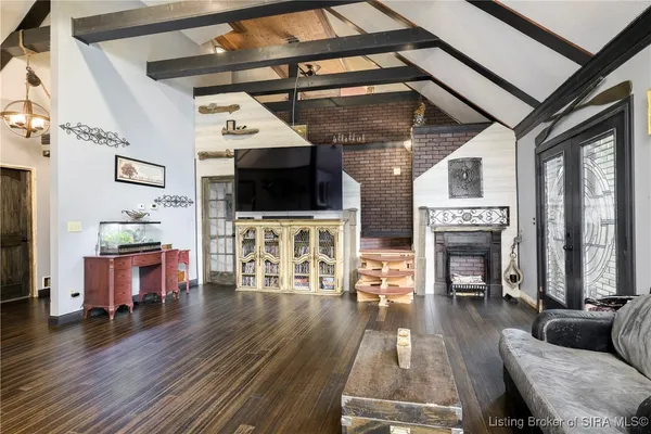 $415,000 | 1104 Seatick Road, Otisco, IN 47163