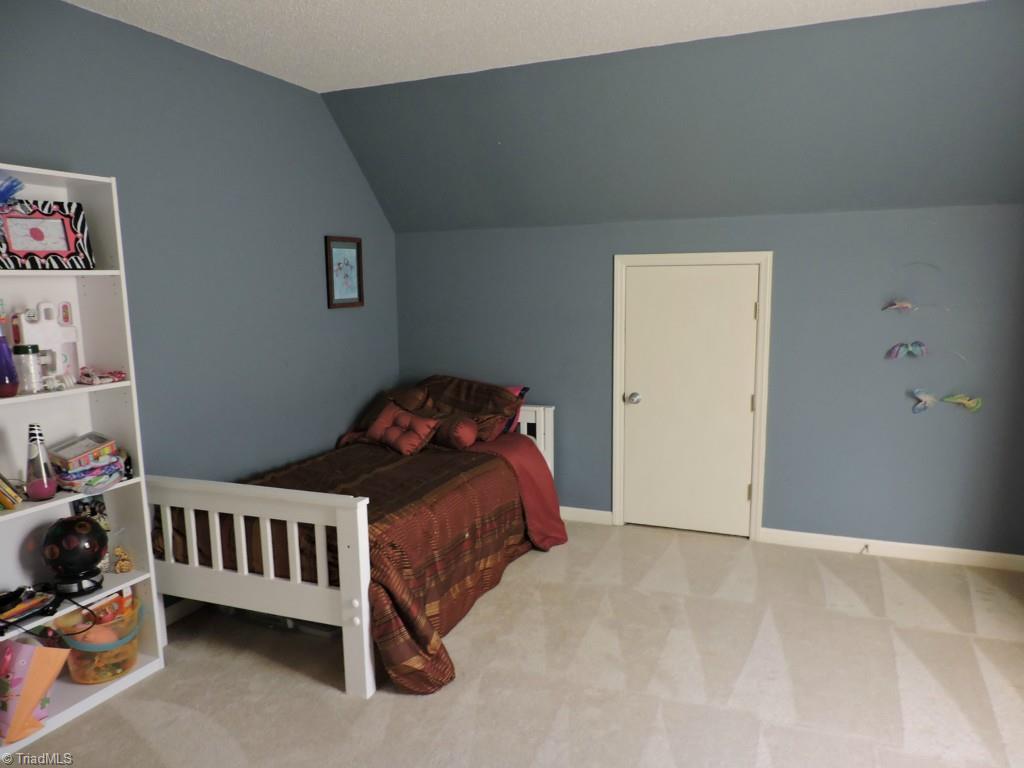 5130 Springhouse Farm Road Winston-Salem, NC 27107 - Photo 16 of 24 2nd Bedroom