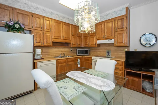$795,000 | 160 Victoria Drive, Fayetteville, GA 30214