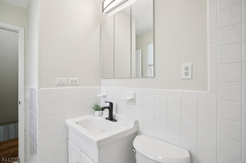 14 Long Ridge Road Morris Plains, NJ 07950 - Photo 19 of 44