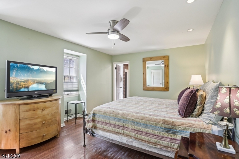 14 Long Ridge Road Morris Plains, NJ 07950 - Photo 22 of 44