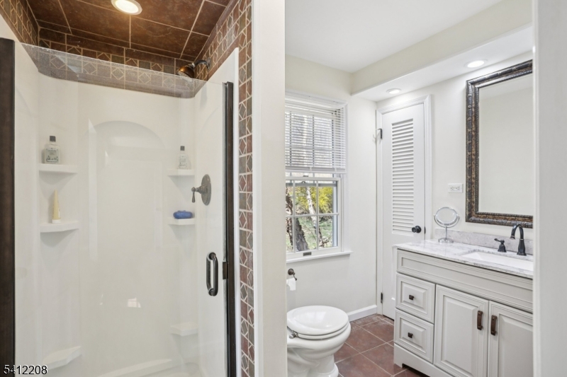 14 Long Ridge Road Morris Plains, NJ 07950 - Photo 24 of 44