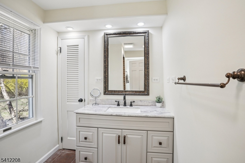 14 Long Ridge Road Morris Plains, NJ 07950 - Photo 25 of 44