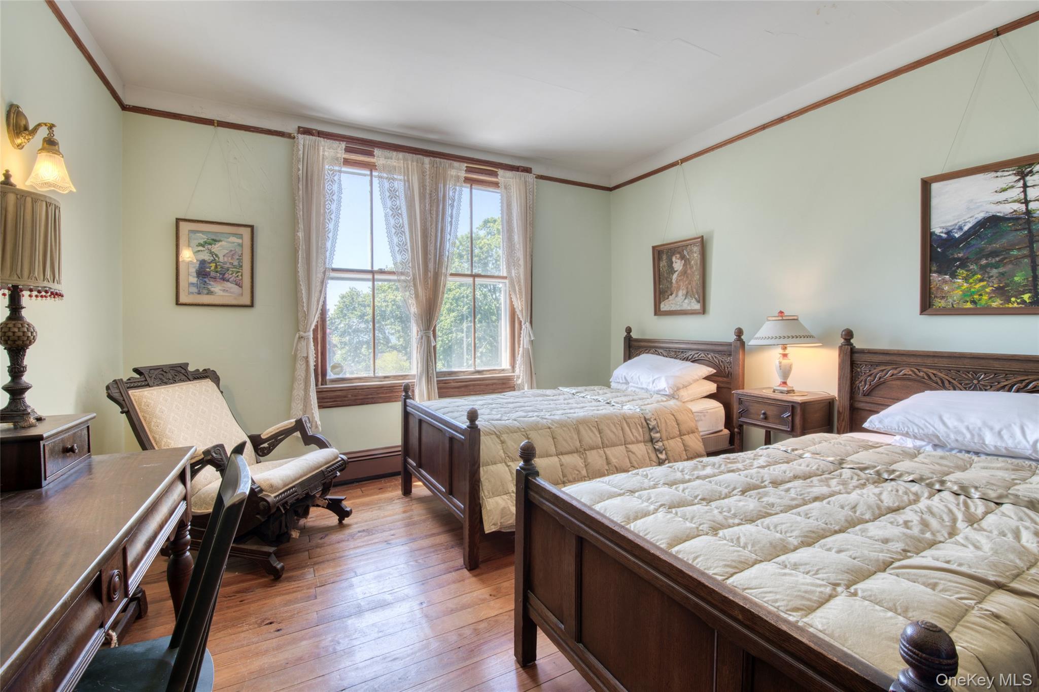 100 Maple Lane Orient, NY 11957 - Photo 15 of 18 4th bedroom with desk