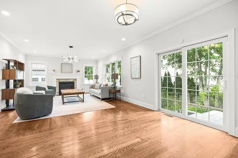 $2,399,000 | 49 Sheridan Circle, Winchester, MA 01890