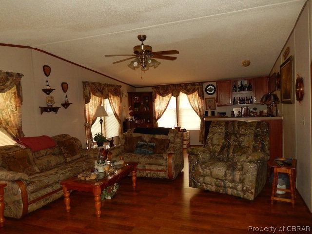 11607 Woods Cross Road Gloucester, VA 23061 - Photo 26 of 32