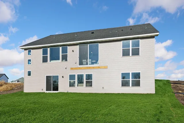 $639,900 | 1772 Spruce Street, Farmington, MN 55024