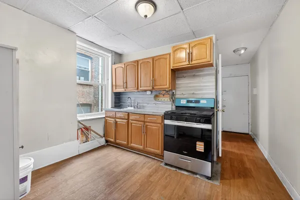 $2,000 | 584 Avenue C, Unit 4, Bayonne, NJ 07002