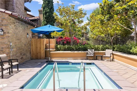 $1,239,000 | 141 Danbrook, Irvine, CA 92603