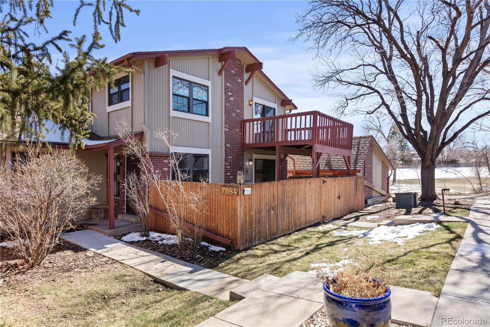 7084 West Portland Ave