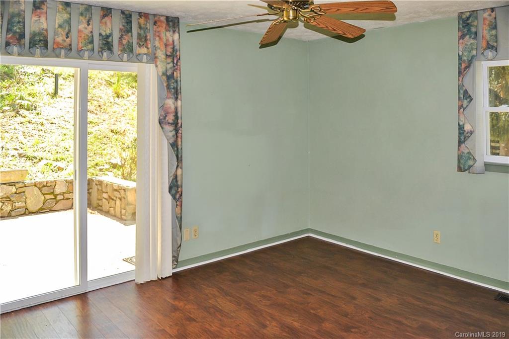 649 Yates Cove Road Waynesville, NC 28785 - Photo 15 of 25 Gallery Image 15