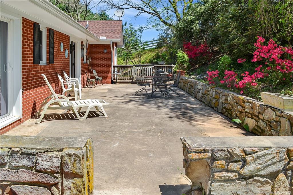 649 Yates Cove Road Waynesville, NC 28785 - Photo 17 of 25 Gallery Image 17