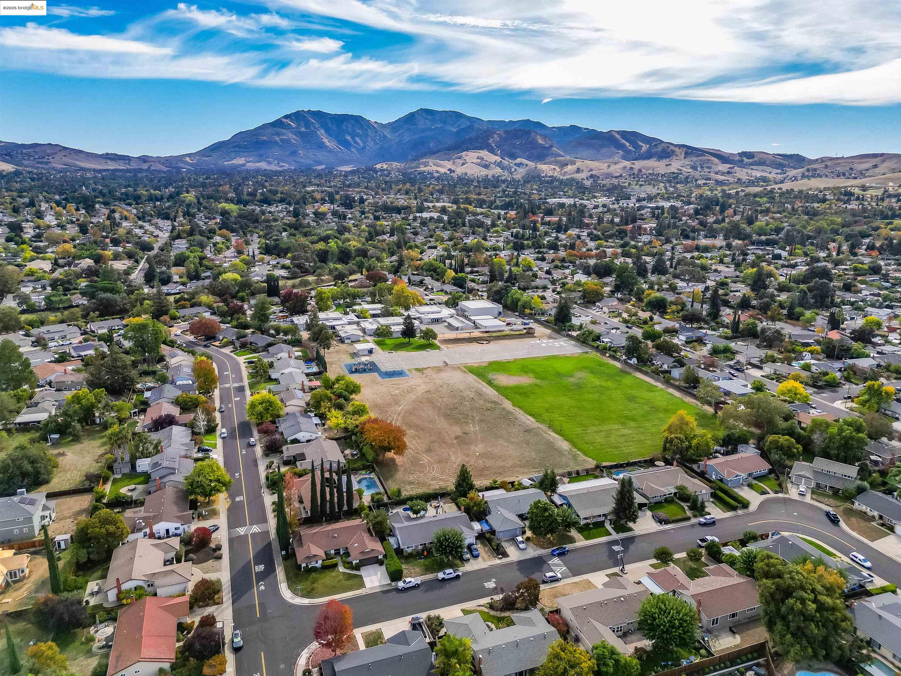4656 Benbow Court Concord, CA 94521 - Photo 31 of 32 an aerial view of residential houses and city street