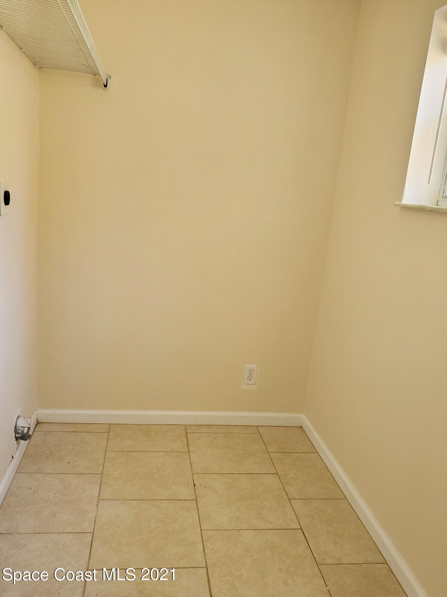 218 San Remo Road Southwest Palm Bay, FL 32908 - Photo 22 of 40 20210628_144612