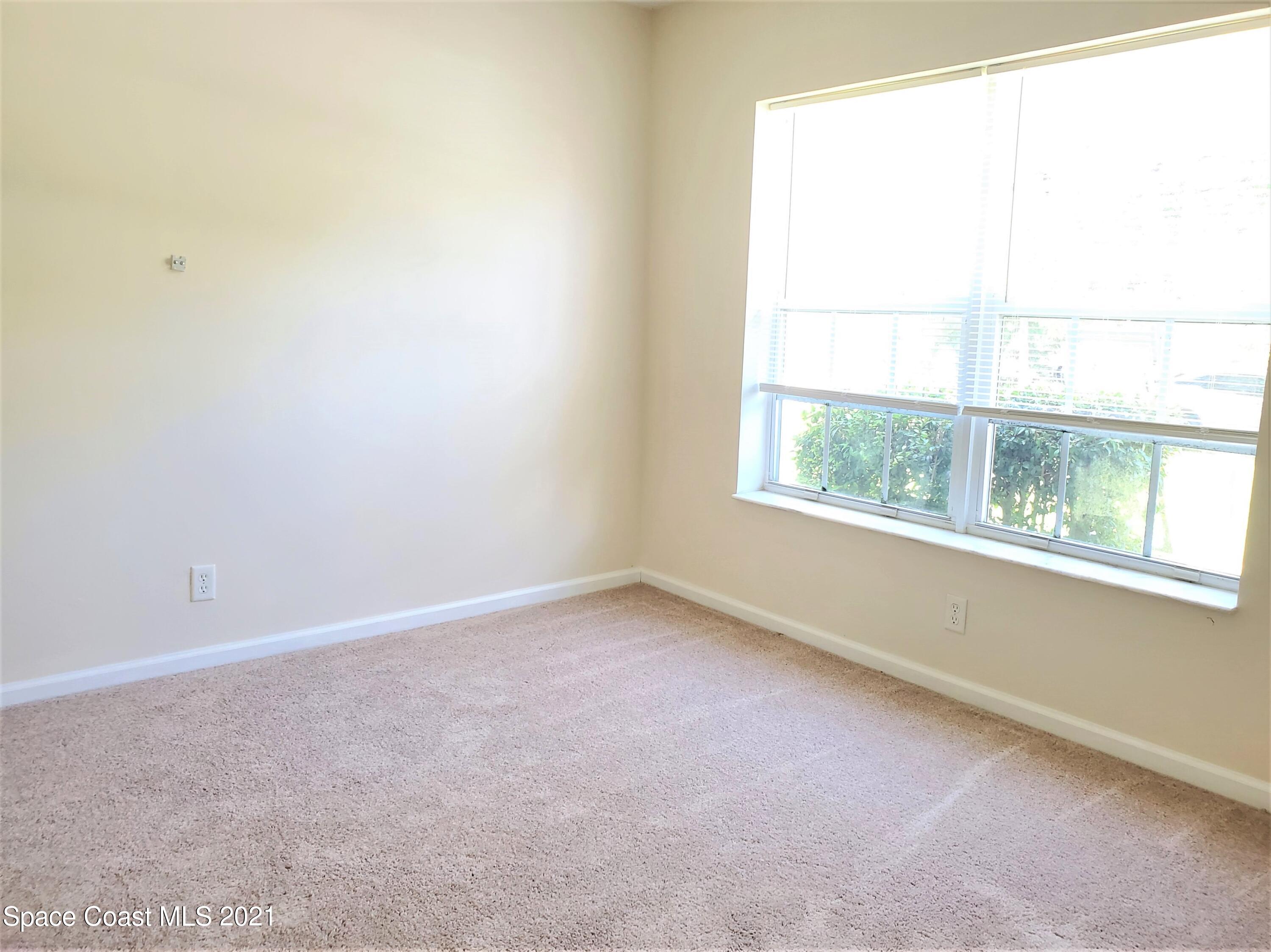 218 San Remo Road Southwest Palm Bay, FL 32908 - Photo 27 of 40 20210628_144657