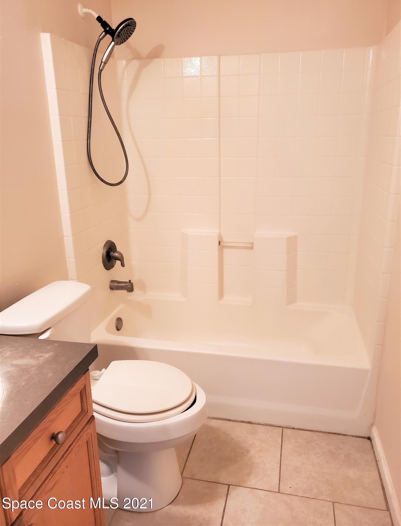 218 San Remo Road Southwest Palm Bay, FL 32908 - Photo 30 of 40 20210628_144754