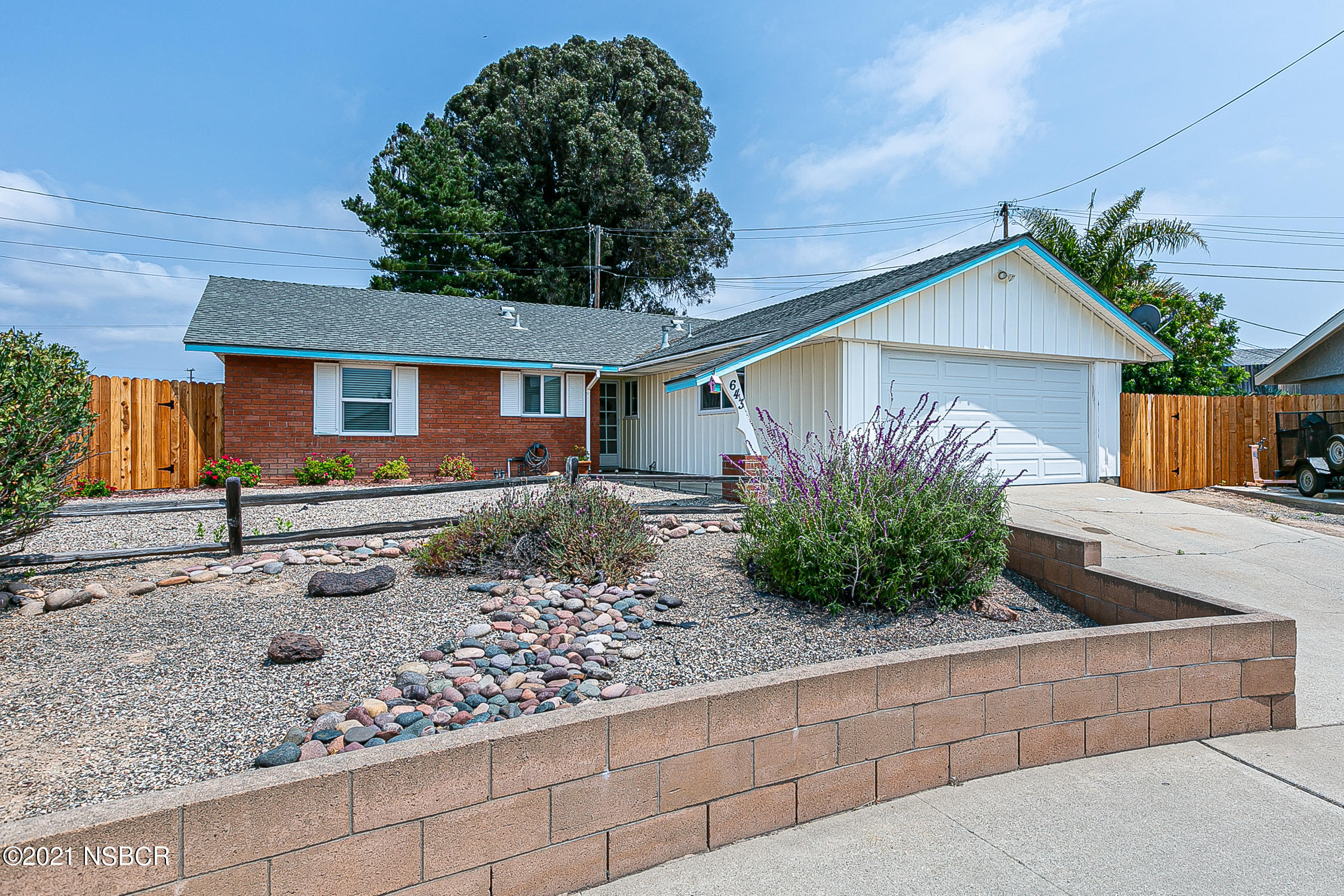 643 Vela Way Lompoc, CA 93436 - Photo 1 of 24 VelaWy_2